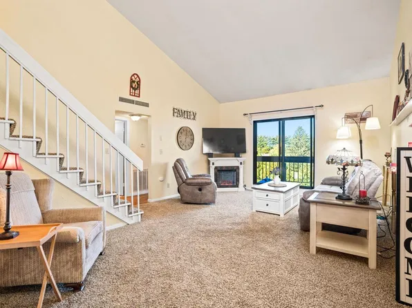 1061 Regent ROAD #620, Oconomowoc, WI 53066