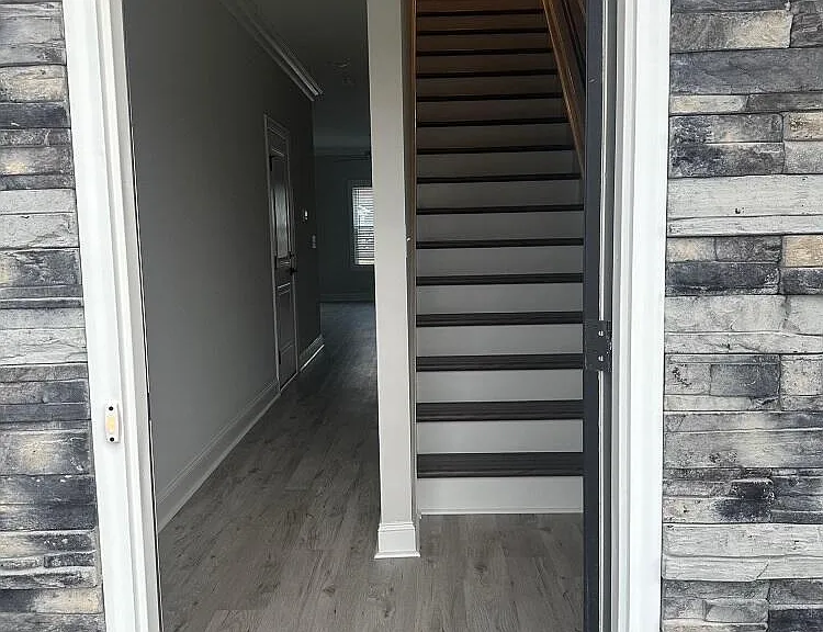 2100 N Kali Ln #B — Photo 2