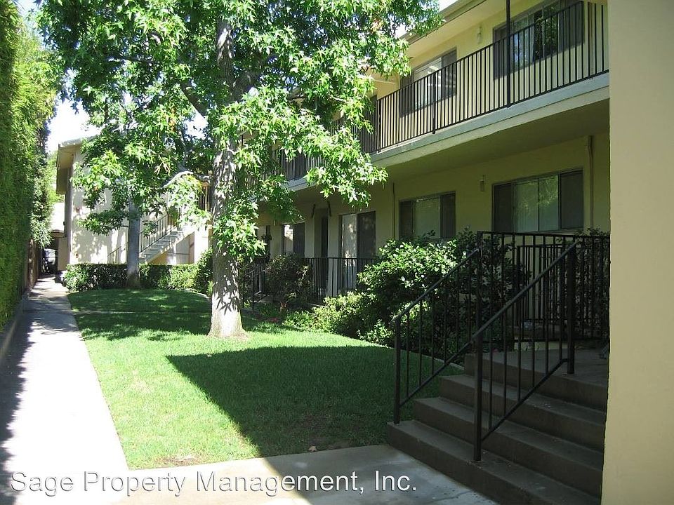 1st image of 255 S Oakland Ave APT 11
