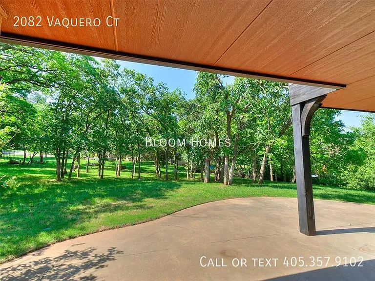 2082 Vaquero Ct — Photo 25