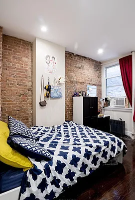 Rented by Compass | media 13