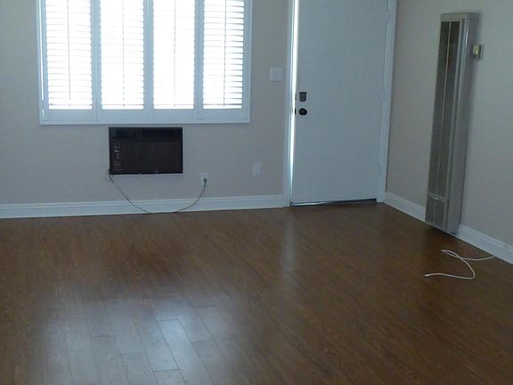 4th image of 8428 Amigo Ave APT 1