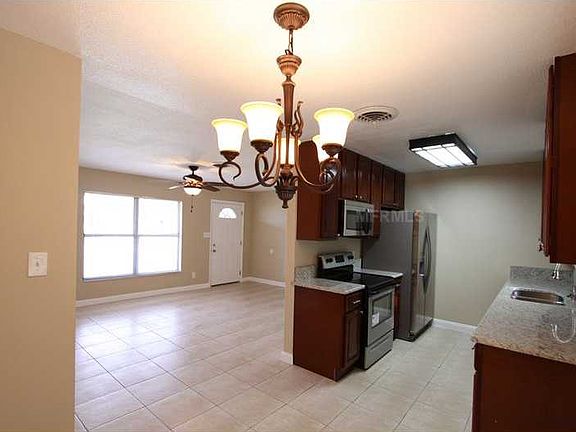 4th image of 1100 Barbados Ave