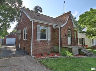 2433 S 11th St, Springfield, IL 62703