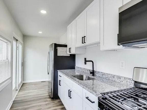 3rd image of 1 Maple Ave