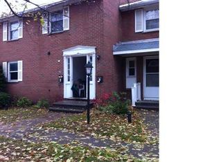 4311 Candlelight Ln, Liverpool, NY 13090