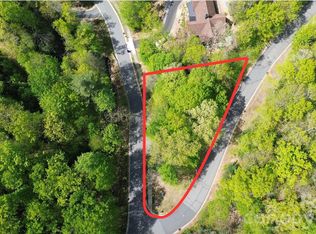 205 Settings Blvd, Black Mountain, NC 28711