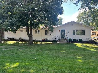 424 N Van Dongen, Cerro Gordo, IL 61818