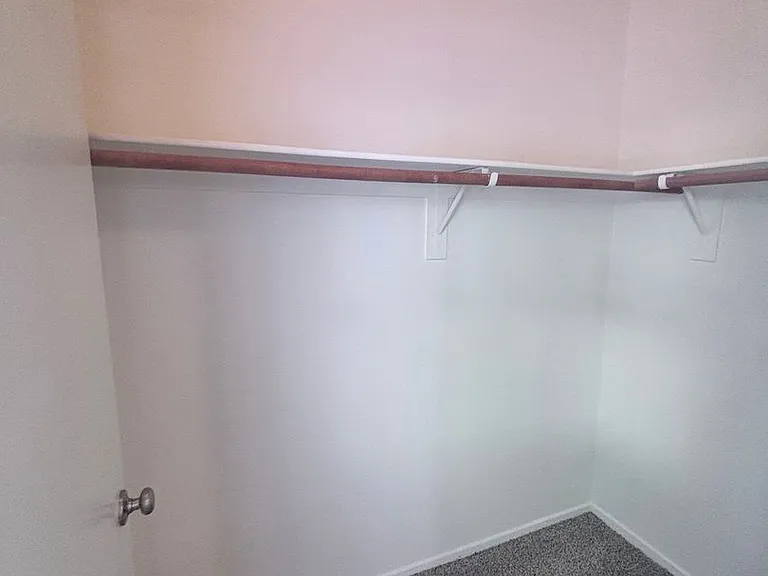 4912 Whispering Spring Ave — Photo 31