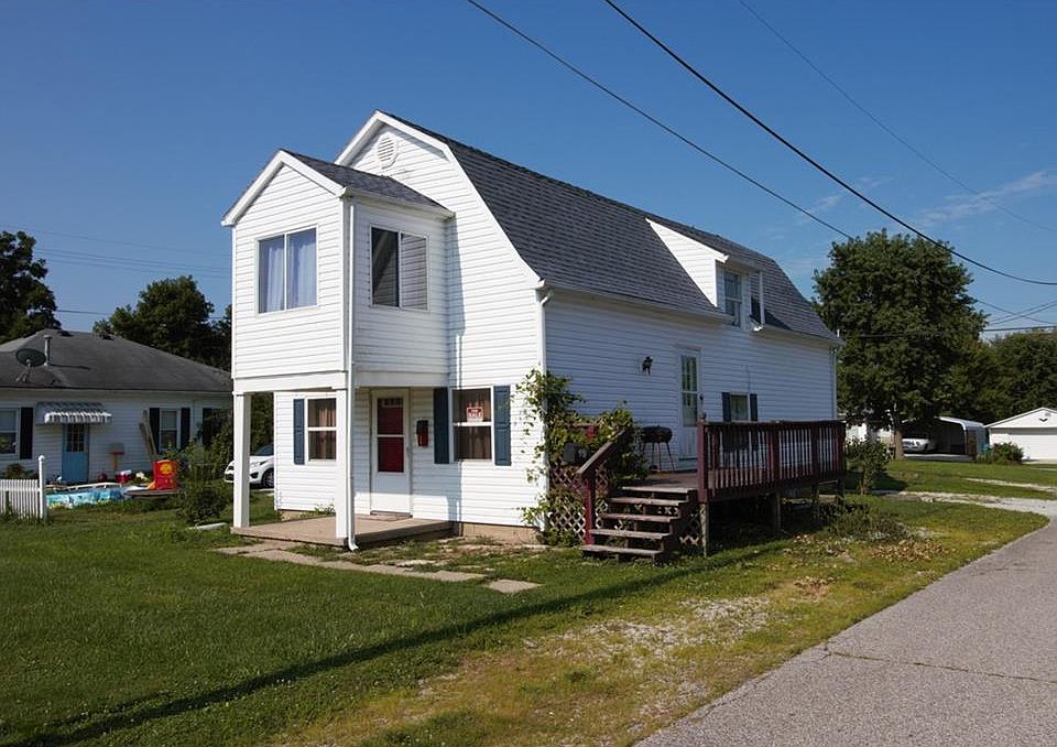 1st image of 319 W Thomas St