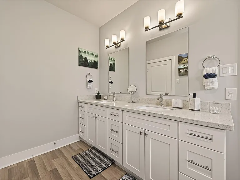 6744 Del Rio St — Photo 21