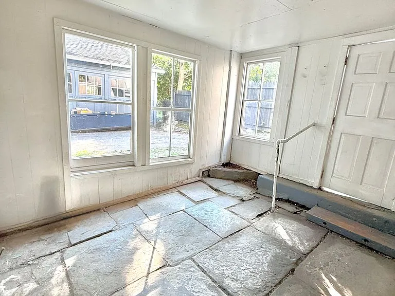 37 Green St — Photo 11
