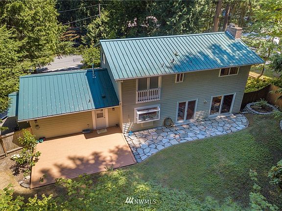 5th image of 850 Highwood Dr SW