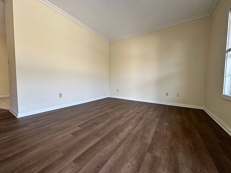 3071 Burlew Blvd — Photo 2