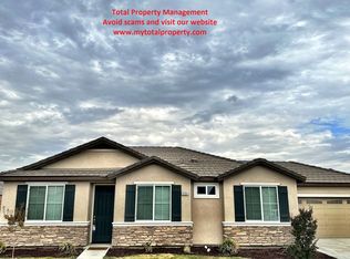 3284 Manchester St, Tulare, CA 93274