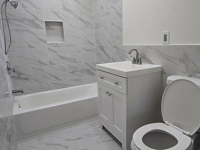 10131 Beverly Ln — Photo 6