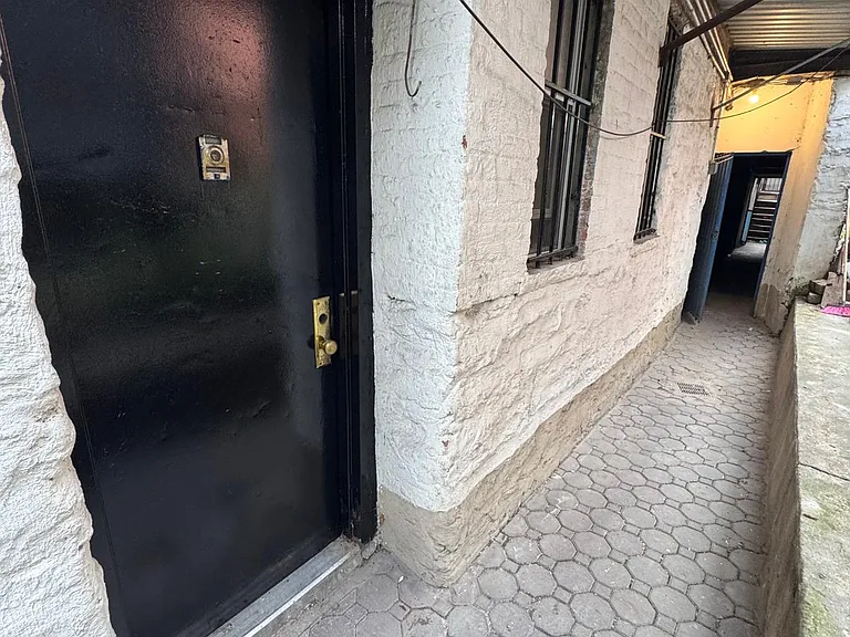 Wales Ave — Photo 7