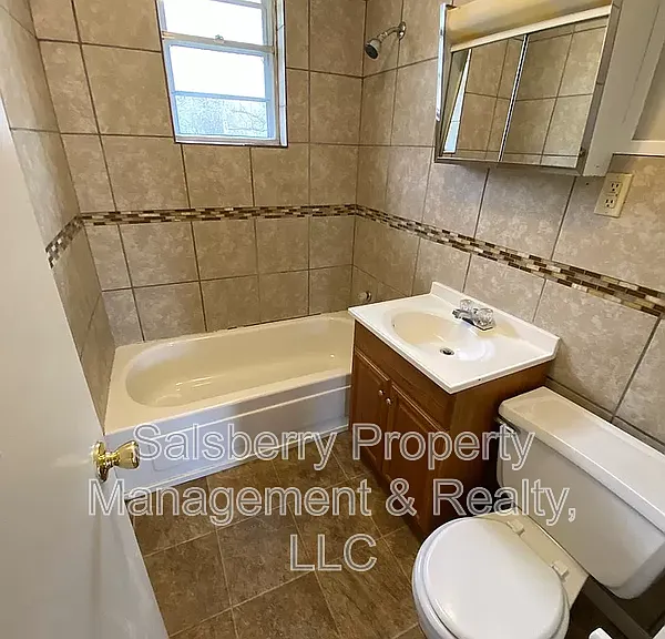 1202 NW 3rd Ave — Photo 6