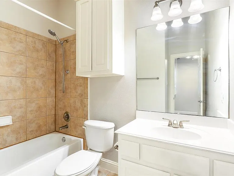 5836 La Vista Dr — Photo 12