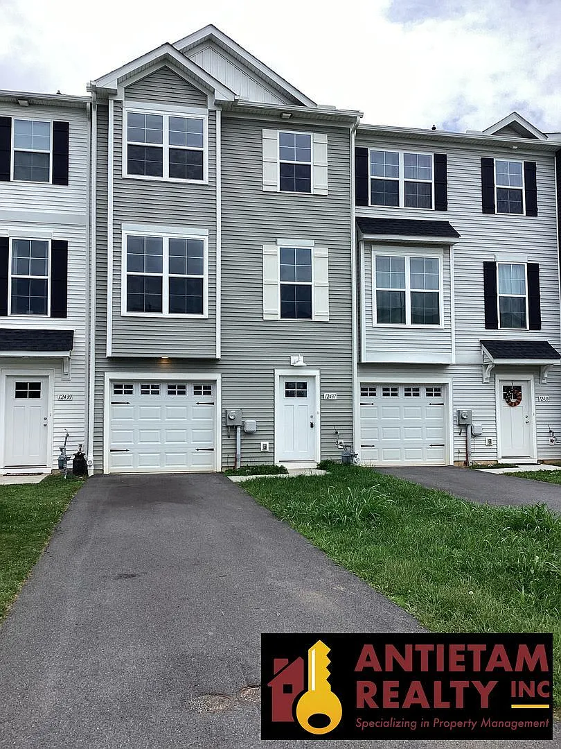 12435-12441 Jackson Avenue — Photo 1