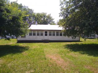 321 Point Mountain Rd, Valley Head, WV 26294