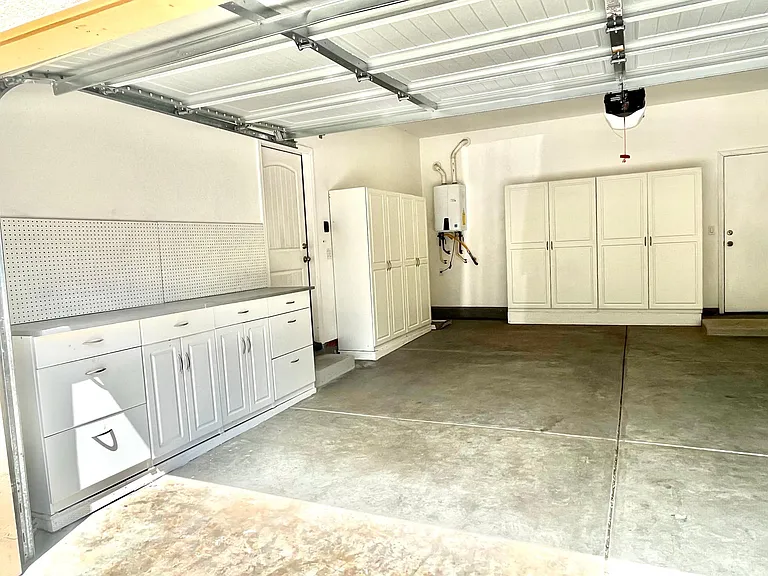 3913 Purple Finch Ln — Photo 29
