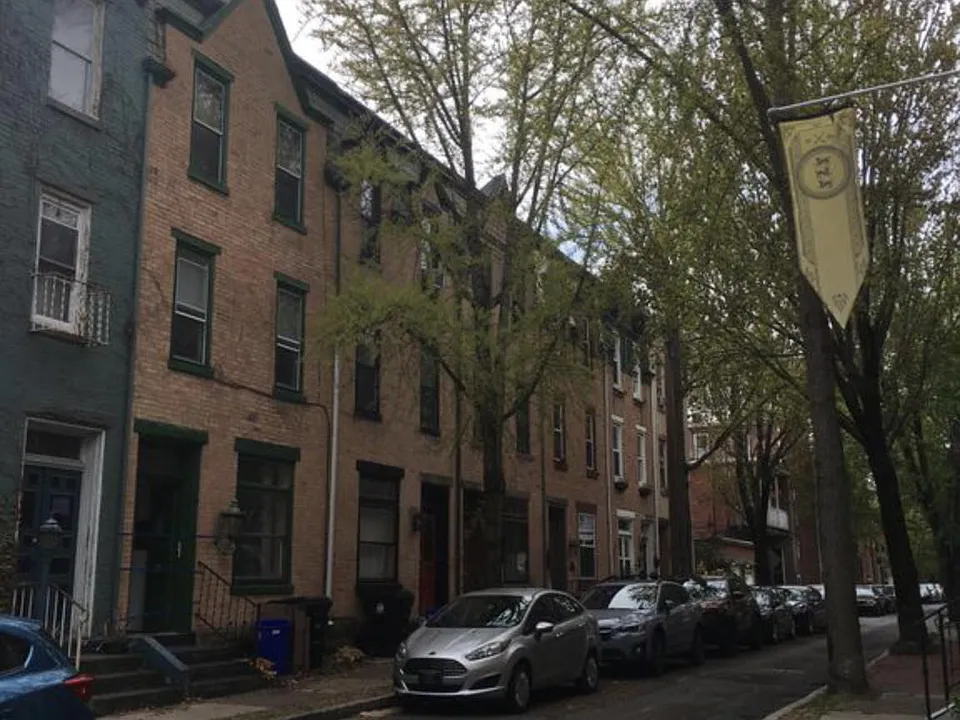 1618 Penn St #3