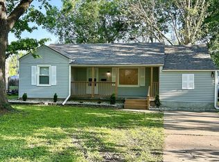 2418 E Kirkwood St, Springfield, MO 65804