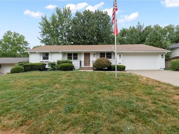 6116 W 85th Ter, Overland Park, KS 66207