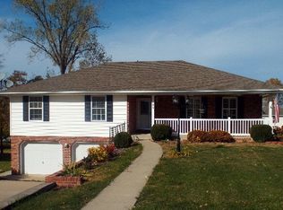 136 Crest Ave, Holts Summit, MO 65043