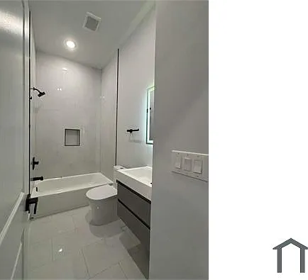 1938 N 22nd St #3 — Photo 10