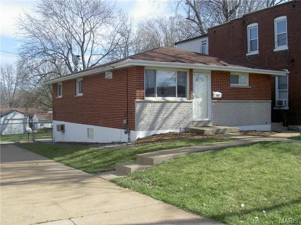 900 Zeiss Ave, Saint Louis, MO 63125