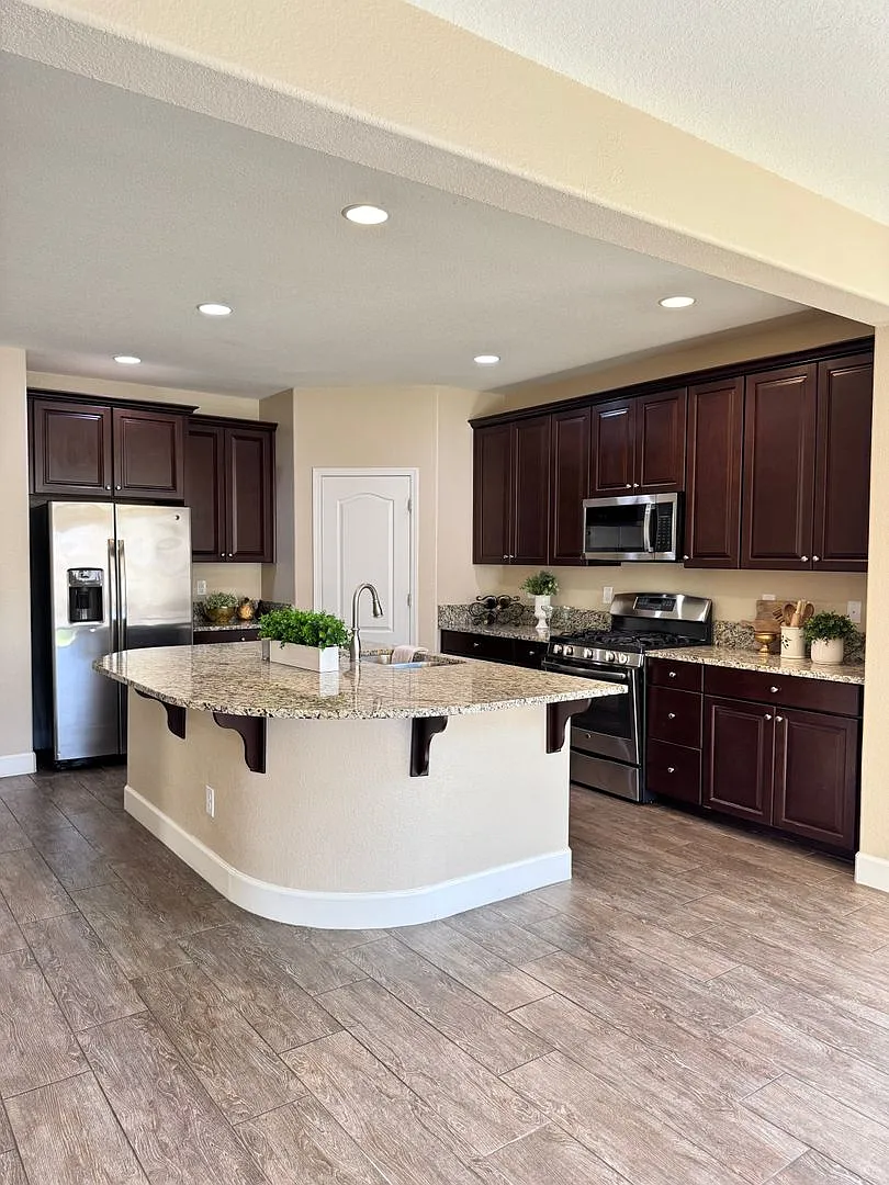 3 Bedroom Home in Damonte Ranch area! — Photo 2