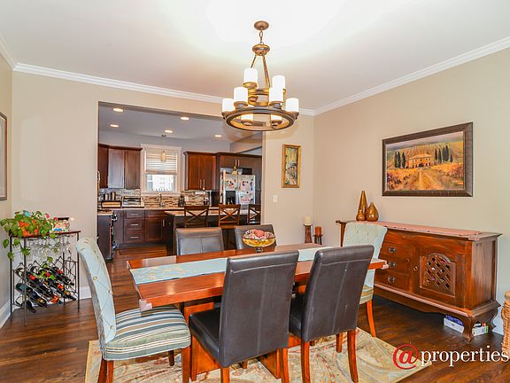 Living Room / Dining Room