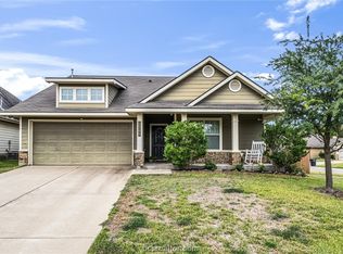 2700 Rivers End Dr, College Station, TX 77845