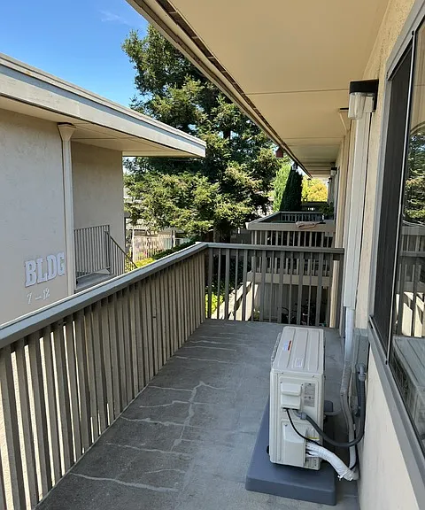 3515 Chestnut Ave #18-19 — Photo 52