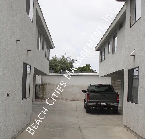 20703 Roseton Ave #1 — Photo 43