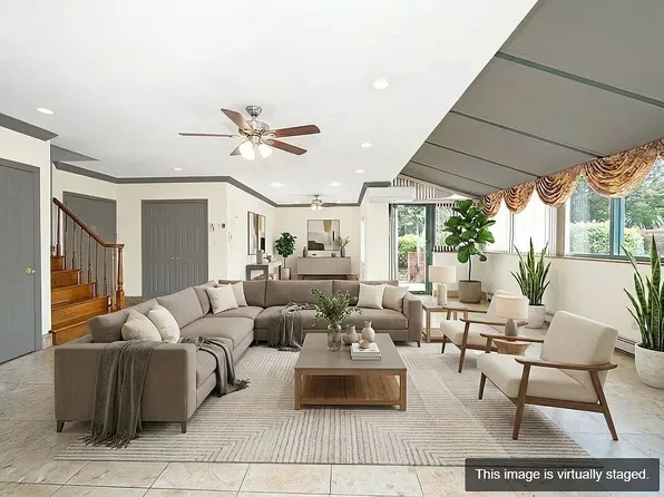 42-31 Colden St #F7b, Flushing, NY 11355