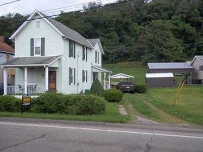 715 Chester Ave, Roscoe, PA, 15477