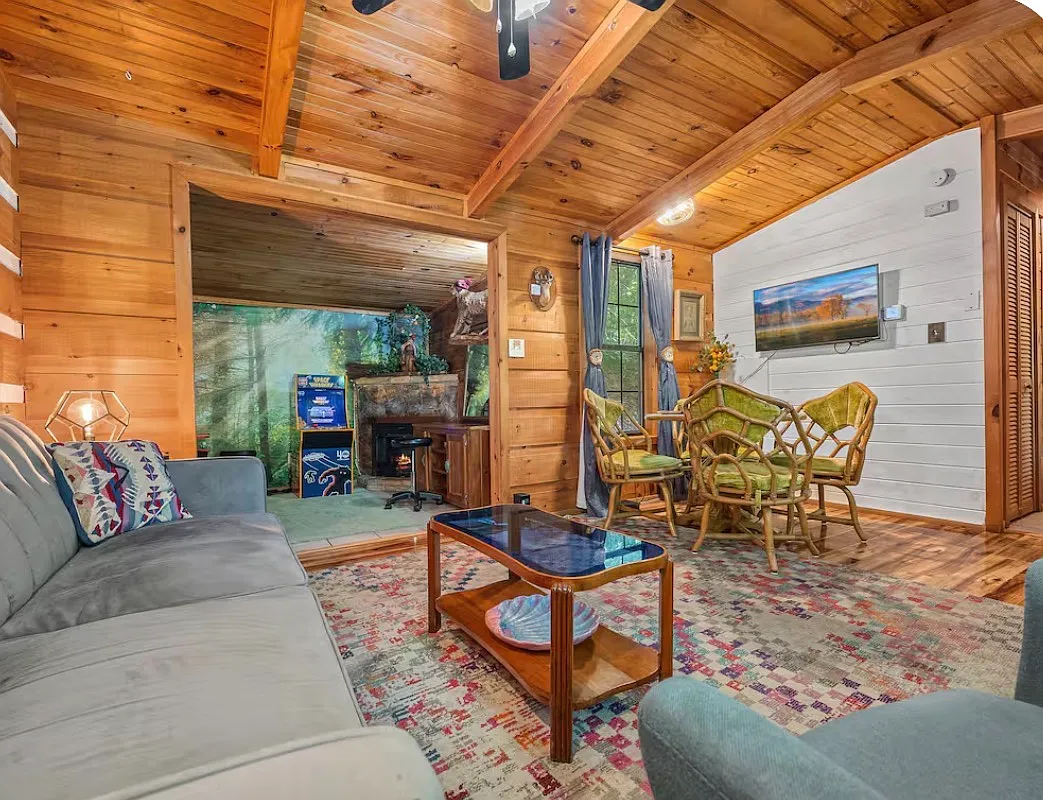 2 bed, 600 sqft, $1,400 — Photo 4