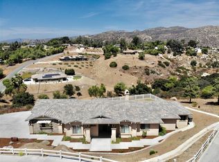 973 Singing Ridge Rd, El Cajon, CA 92019