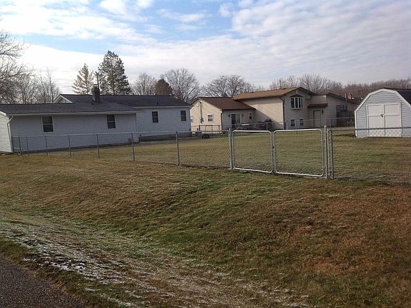 4th image of 6043 Albion Dr