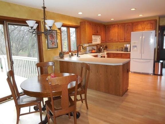 4th image of N70W23150 Homestead Ct