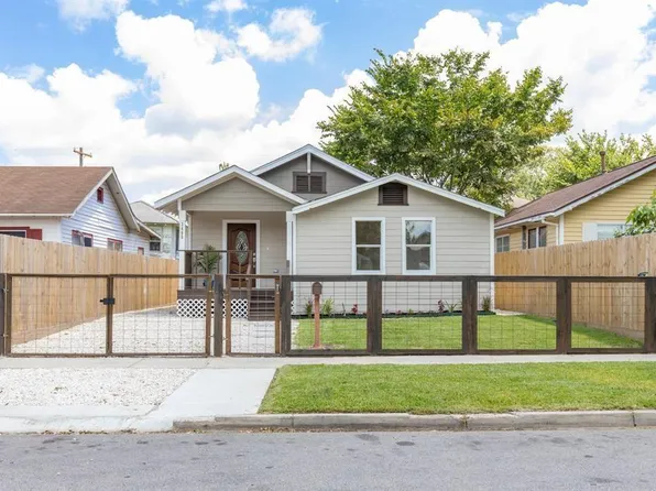 3406 Michigan St, Baytown, TX 77520