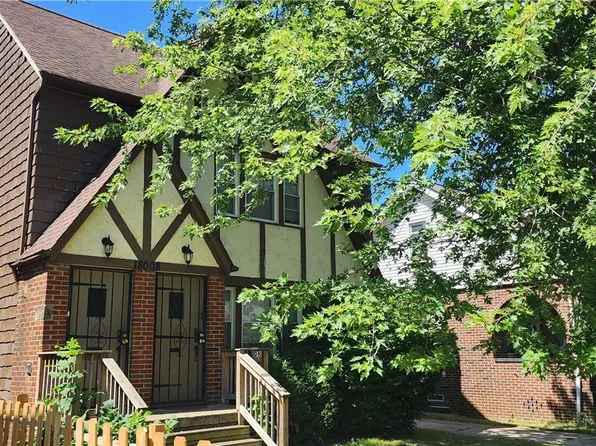 18008 Hillgrove Rd, Cleveland, OH 44119