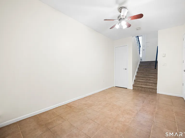 60 Lawn Ave #24 — Photo 24