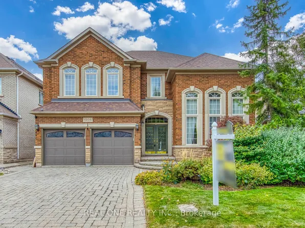 1206 Lindenrock Dr, Oakville, ON L6H 6T4