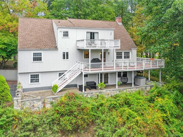 27 Old West Mountain Road, Ridgefield, CT 06877