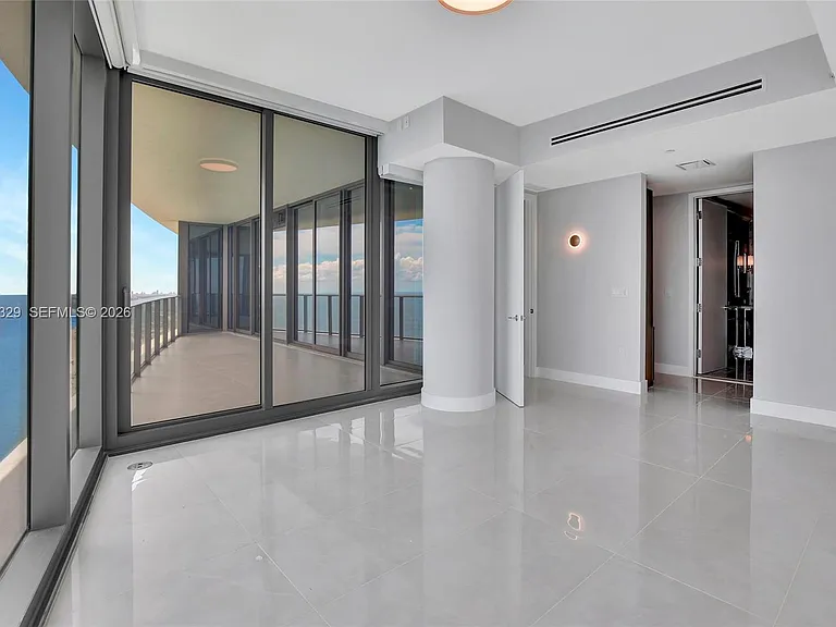 15701 Collins Ave #3804 — Photo 8