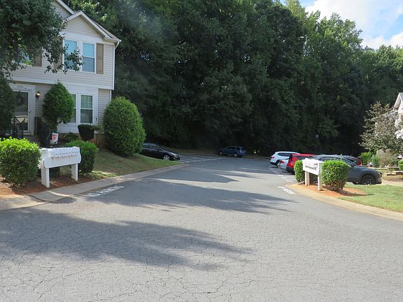 2nd image of 1262 Maple Shade Ln